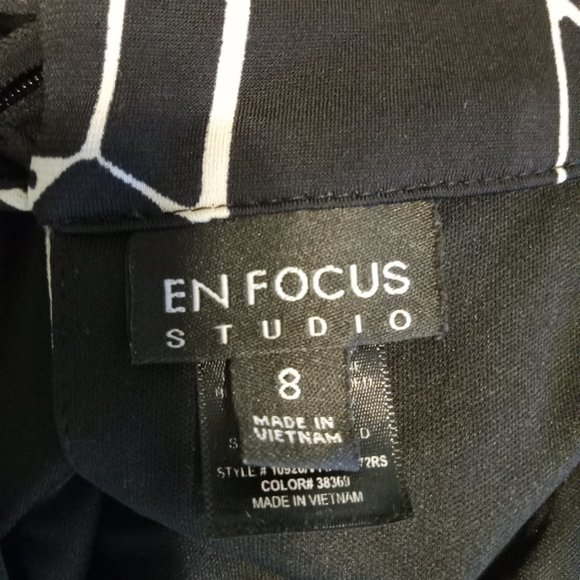 En Focus Women's Halter Neck Jumpsuit Size 8 Black White Stretch Geometric Print - Picture 7 of 8